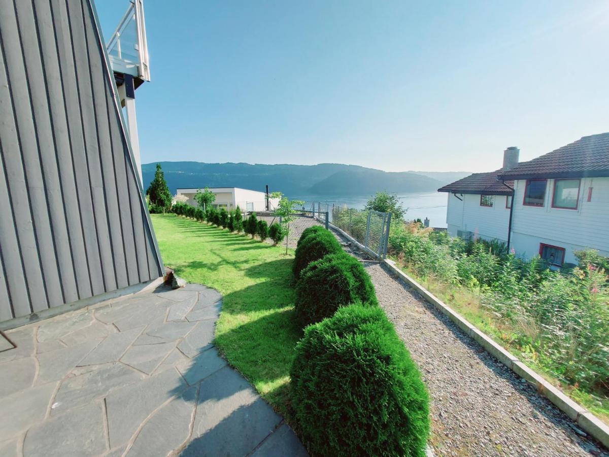 Bjornestrand Fjordside View Appartement *